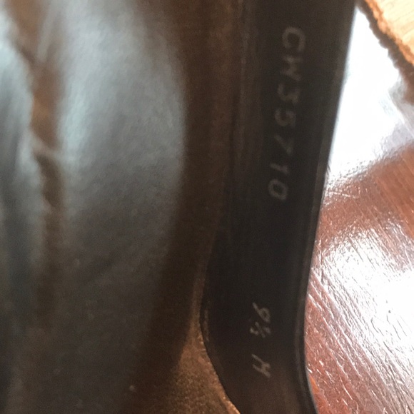 Stuart Weitzman heels - Picture 5 of 5